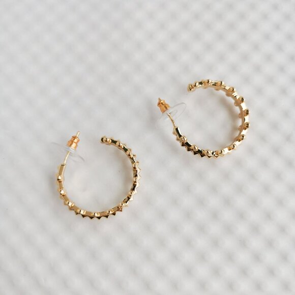 Kendra Scott White Crystal Jada Gold Small Hoop Earrings NEW WITH POUCH - Picture 2 of 3